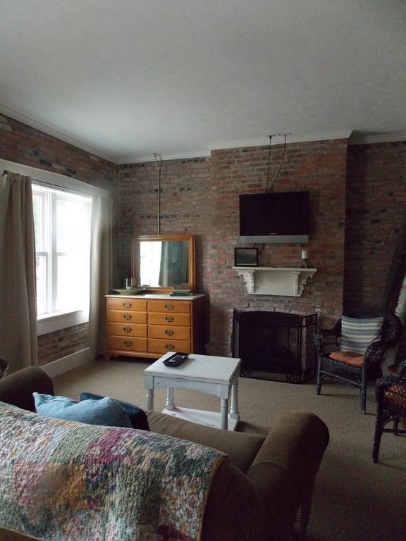 William Watson Hotel (Adults Only) Pittsfield Exteriör bild