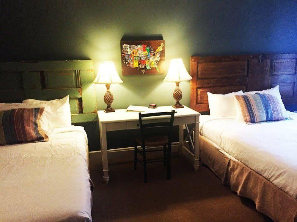 William Watson Hotel (Adults Only) Pittsfield Exteriör bild