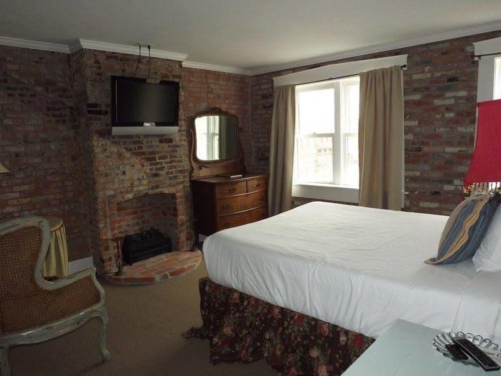 William Watson Hotel (Adults Only) Pittsfield Exteriör bild